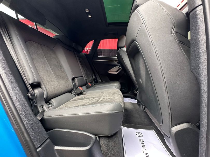 Audi Q3 Black S Line 1.4 TFSI S-tronic