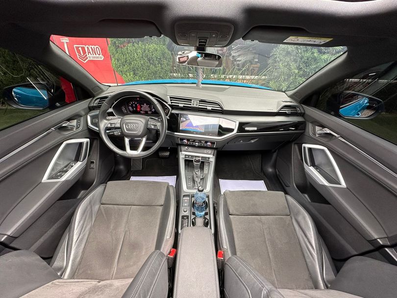 Audi Q3 Black S Line 1.4 TFSI S-tronic