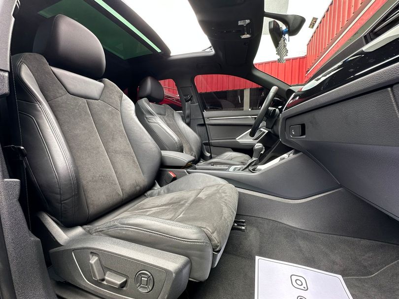 Audi Q3 Black S Line 1.4 TFSI S-tronic