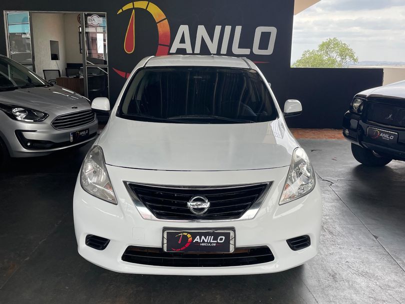 Nissan VERSA SV 1.6 16V Flex Fuel 4p Mec.