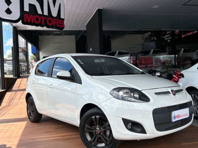 Fiat Palio Week. ATTRACTIVE 1.4 Fire Flex 8V