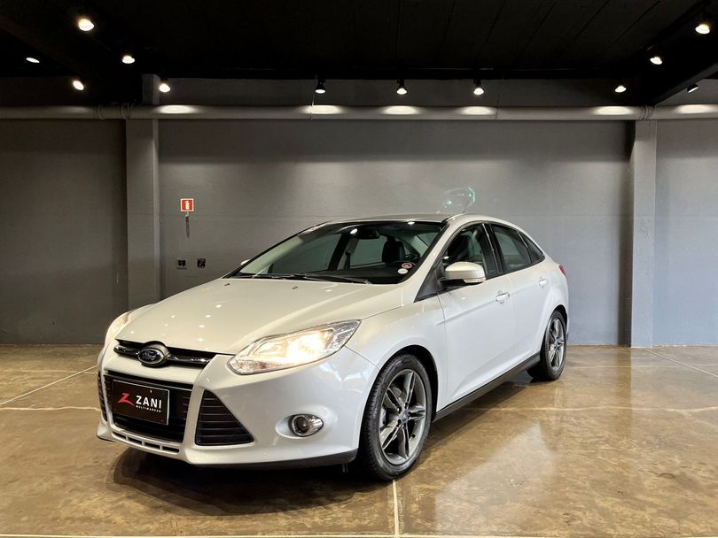 Ford Focus 2.0 16V/SE/SE Plus Flex 5p Aut.
