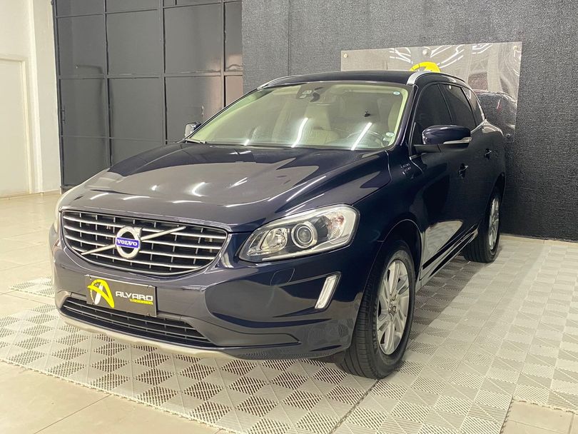 Volvo XC 60 T-5 KINETIC 2.0 245cv FWD 5p