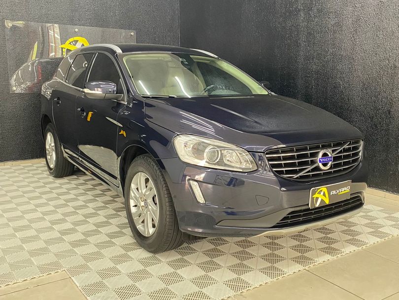 Volvo XC 60 T-5 KINETIC 2.0 245cv FWD 5p