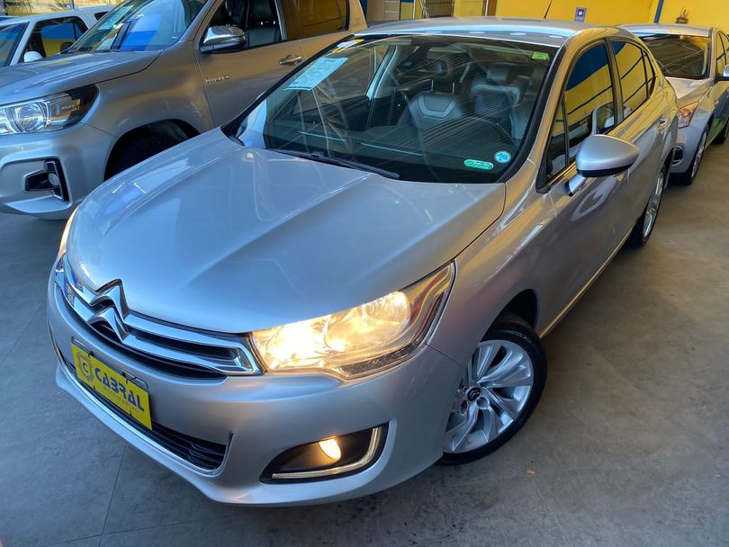 Citroën C4 LOUNGE Exclusive 1.6 Turbo 4p Aut.