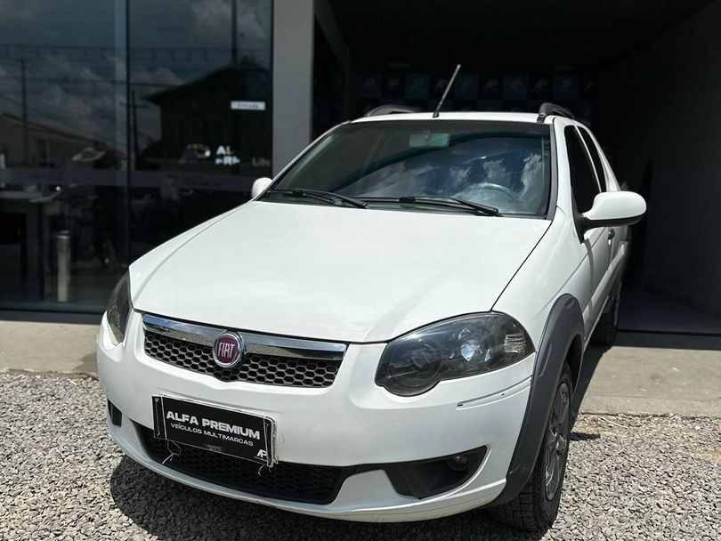 Fiat Strada Trekking 1.6 16V Flex CD