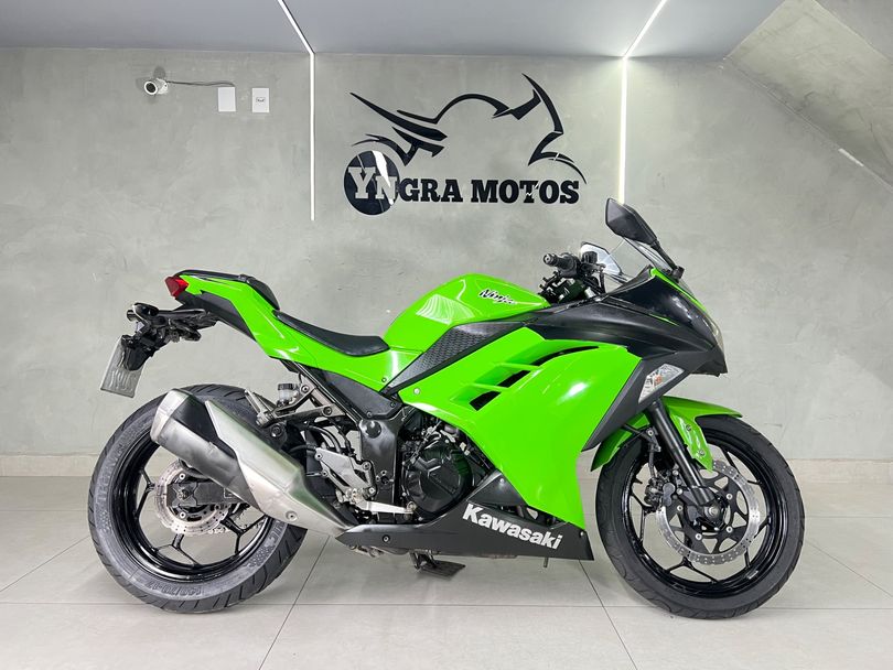 KAWASAKI NINJA 300