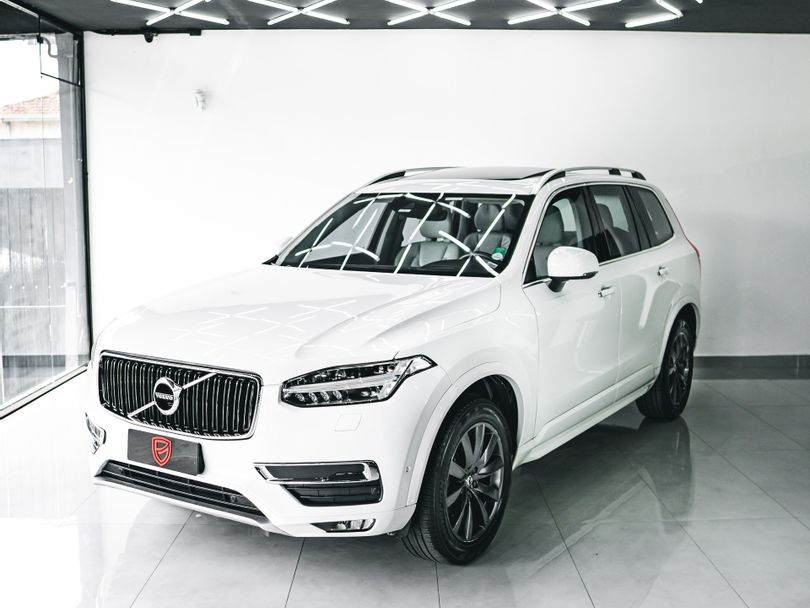 Volvo XC 90 T-6 MOMENTUM 2.0 320cv 5P