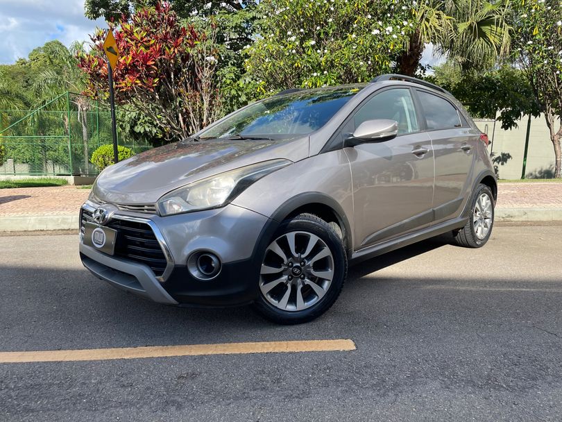 Hyundai HB20X Style 1.6 Flex 16v Mec.