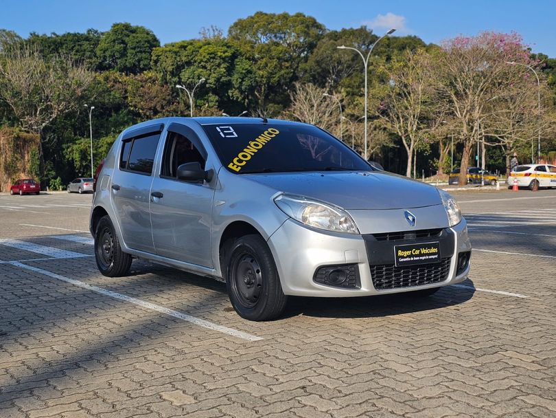 Renault SANDERO Authentique Hi-Flex 1.0 16V 5p
