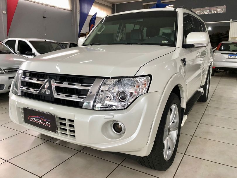 Mitsubishi Pajero HPE Full 3.2 4x4 T.I.Dies. 5p Aut