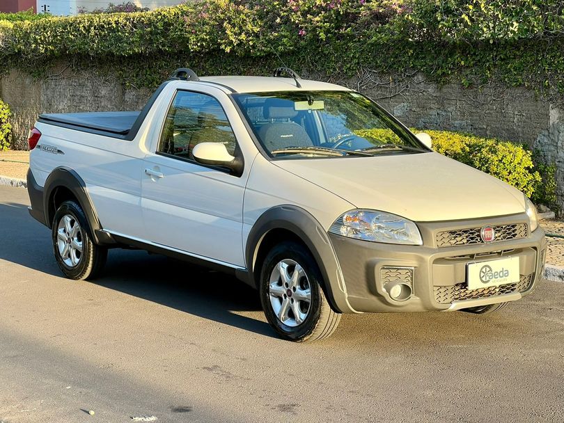 Fiat Strada Freedom 1.4 Flex 8V CS