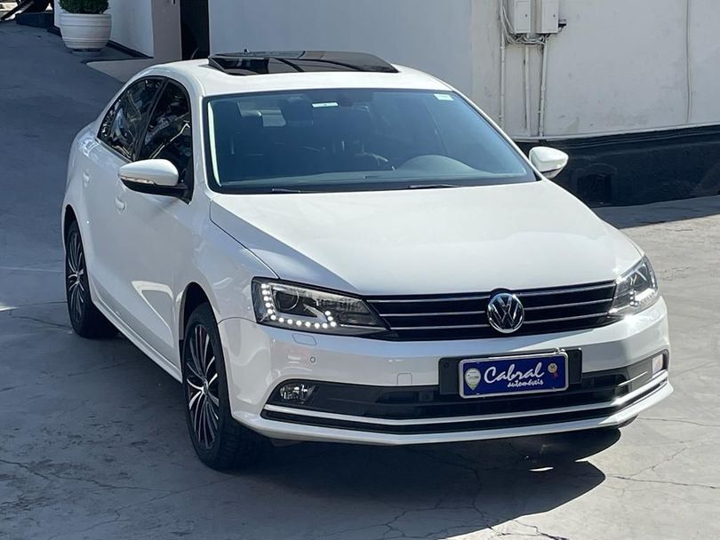 VolksWagen JETTA Highline 2.0 TSI 16V 4p Tiptronic
