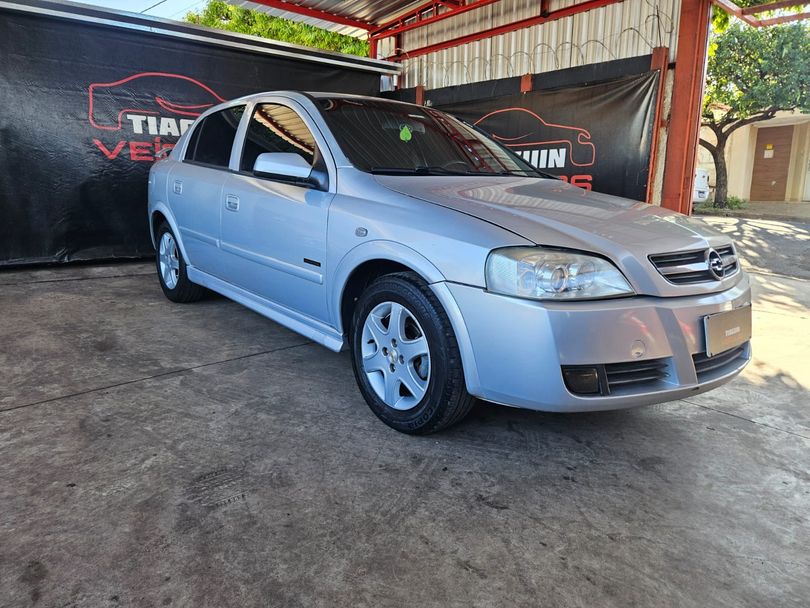 Chevrolet Astra Advantage 2.0 MPFI 8V FlexPower 5p