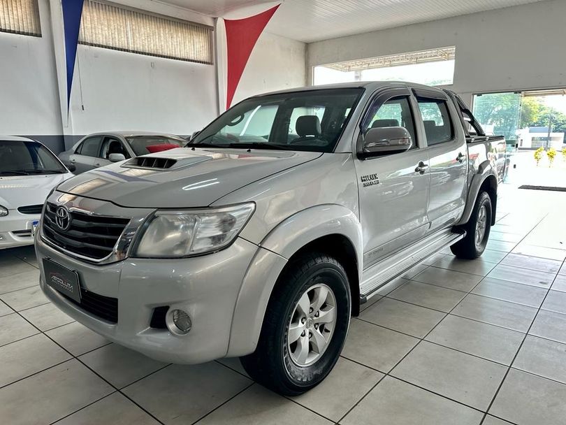 Toyota Hilux CD SRV D4-D 4x4 3.0 TDI Diesel Aut
