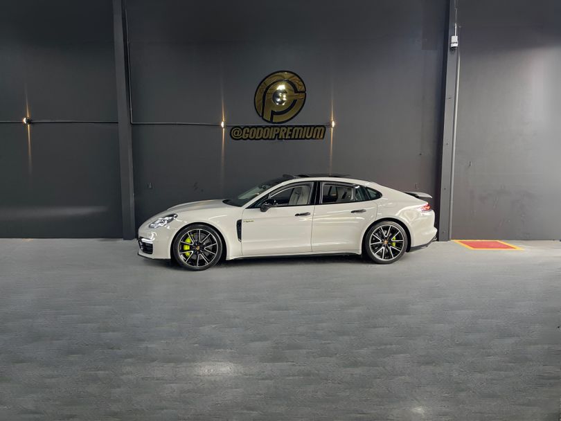 Porsche Panamera 4 E-Hybrid 2.9 462cv