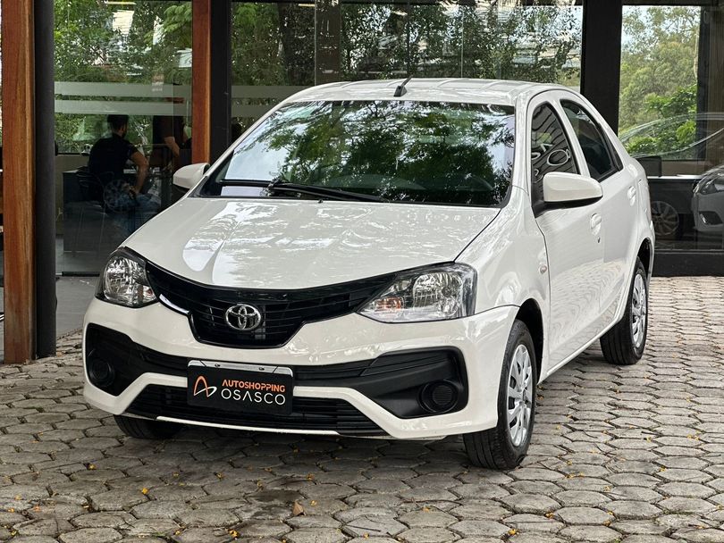 Toyota ETIOS X Sedan 1.5 Flex 16V 4p Mec.