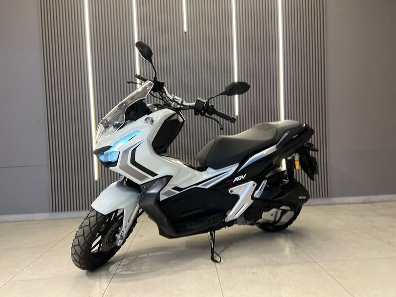 HONDA ADV 150