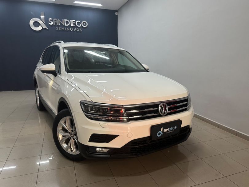 VolksWagen TIGUAN Allspac Comf 250 TSI 1.4 Flex
