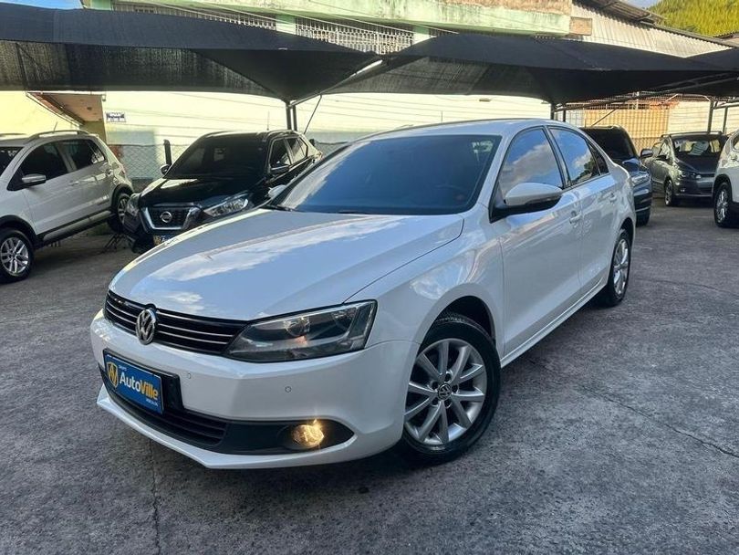 Volkswagen Jetta 2.0 Comfortline (Flex)
