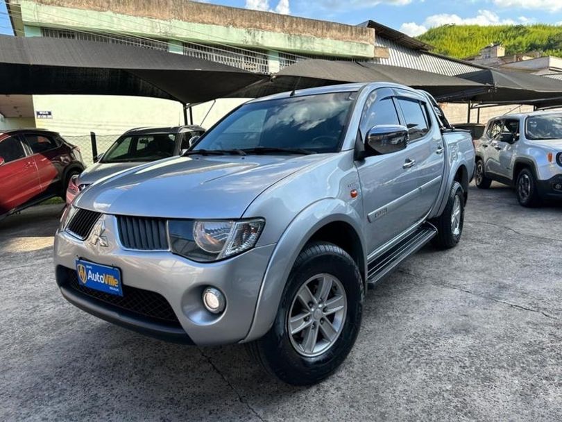 Mitsubishi L 200 Triton HPE 4x4 3.5 (cab. dupla) (aut)