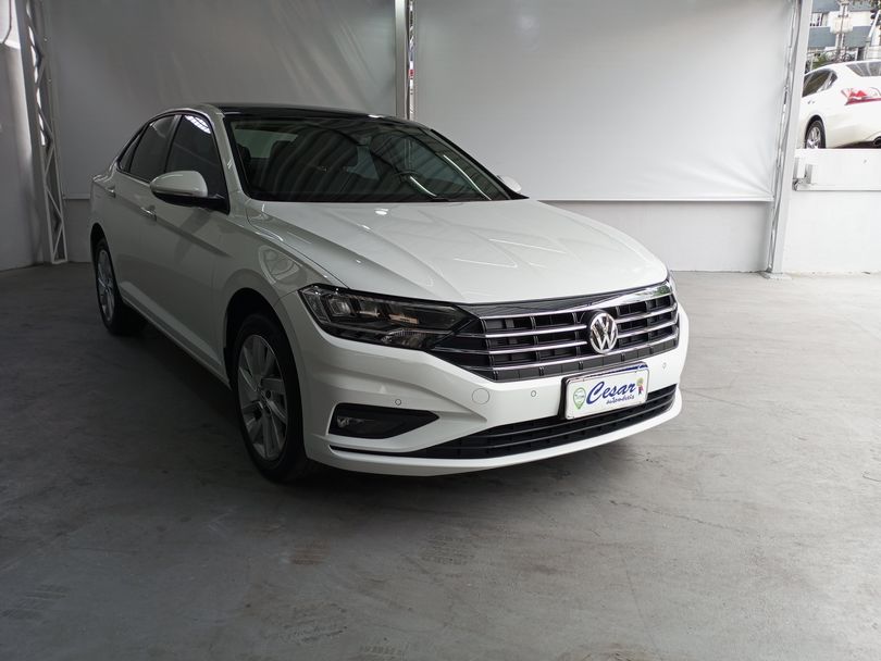VolksWagen JETTA Comfort. 250 TSI 1.4 Flex 16v Aut.