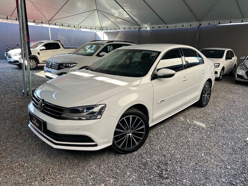 VolksWagen JETTA Comfortline 2.0 T.Flex 8V 4p Tipt.