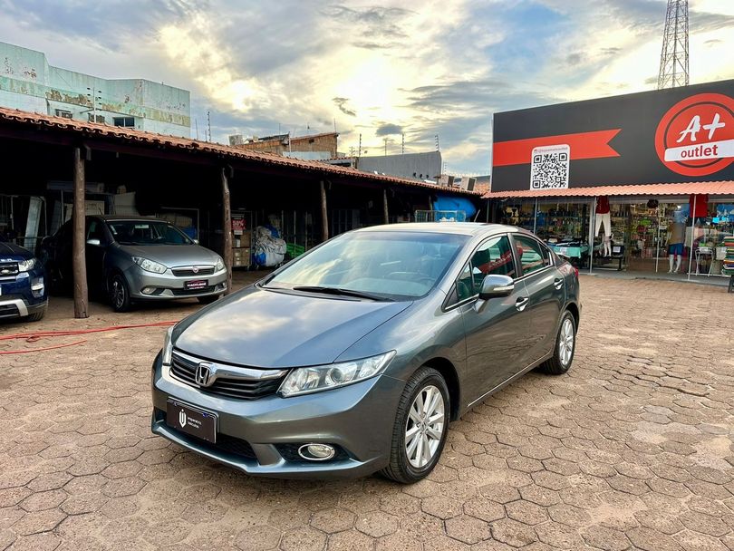 Honda Civic Sedan LXR 2.0 Flexone 16V Aut. 4p