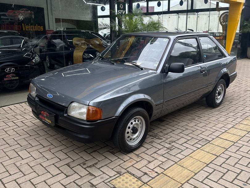 Ford Escort L/LX 1.6