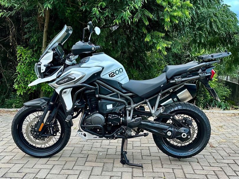 TRIUMPH TIGER 1200 XCX