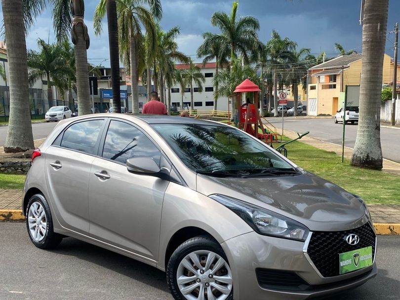 Hyundai HB20 Comfort Plus 1.0 TB Flex 12V Mec.