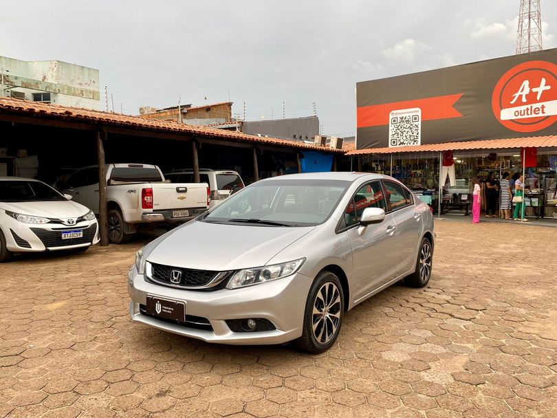 Honda Civic Sedan LXR 2.0 Flexone 16V Aut. 4p