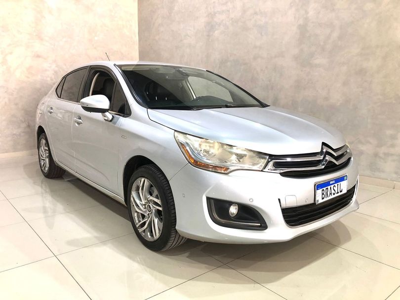 Citroën C4 LOUNGE Exclusive 1.6 Turbo 4p Aut.