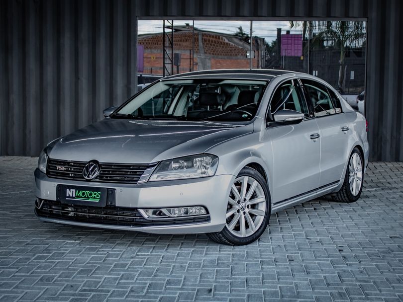 VolksWagen Passat TB 2.0 FSI/TSI 211cv Tiptronic 4p