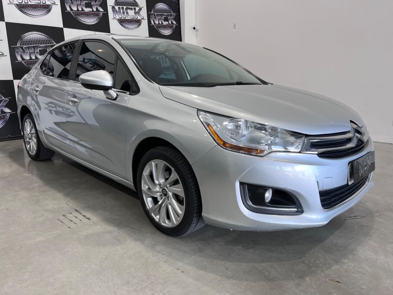 Citroën C4 LOUNGE Tendance 2.0 Flex 4p Mec.