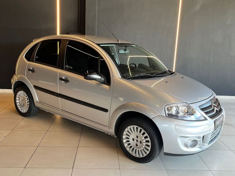 Citroën C3 GLX 1.4/ GLX Sonora 1.4 Flex 8V 5p