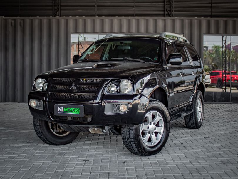 Mitsubishi Pajero Sport HPE 2.5 4x4 Diesel Aut.