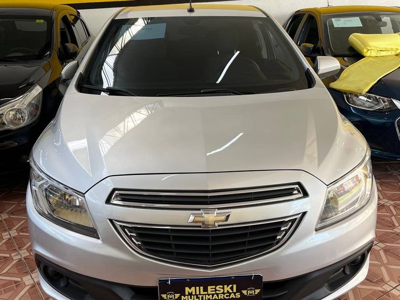 Chevrolet ONIX HATCH LS 1.0 8V FlexPower 5p Mec.