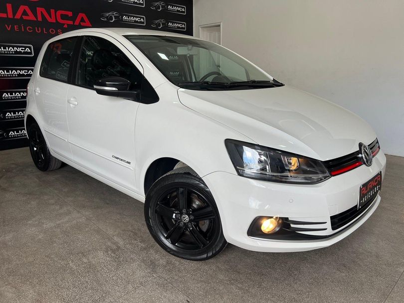VOLKSWAGEN 1.0 MPI COMFORTLINE 12V FLEX 4P MANUAL