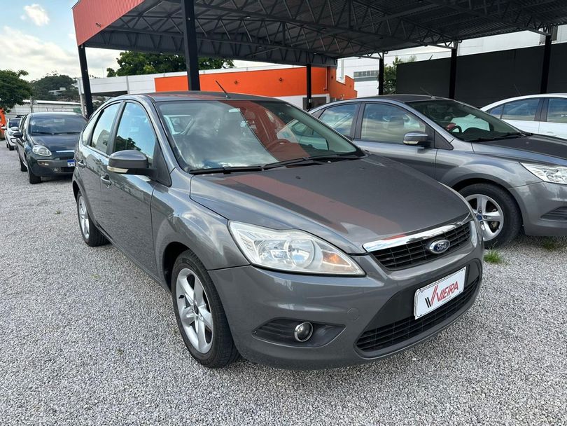 Ford Focus 1.6 S/SE/SE Plus Flex 8V/16V  5p