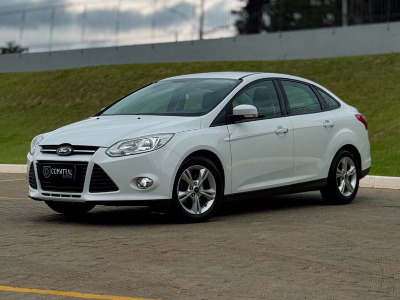 Ford Focus Sedan 2.0 16V/2.0 16V Flex 4p Aut.