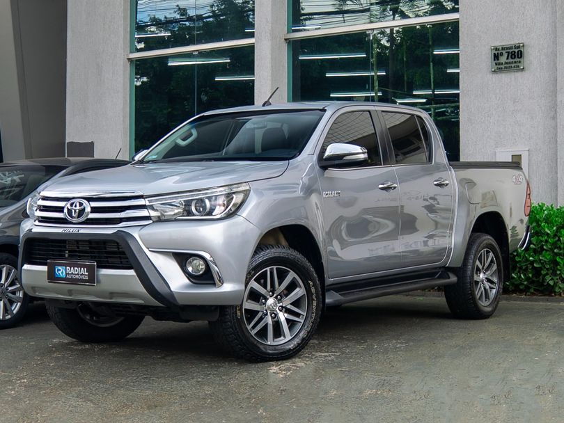 Toyota Hilux CD SRX 4x4 2.8 TDI 16V Diesel Aut.