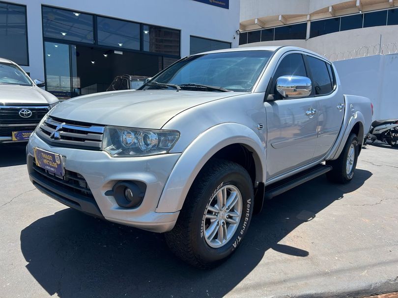 Mitsubishi L200 Triton HPE 3.2 CD TB Int.Diesel Aut