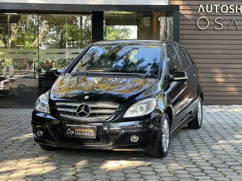 Mercedes B 180