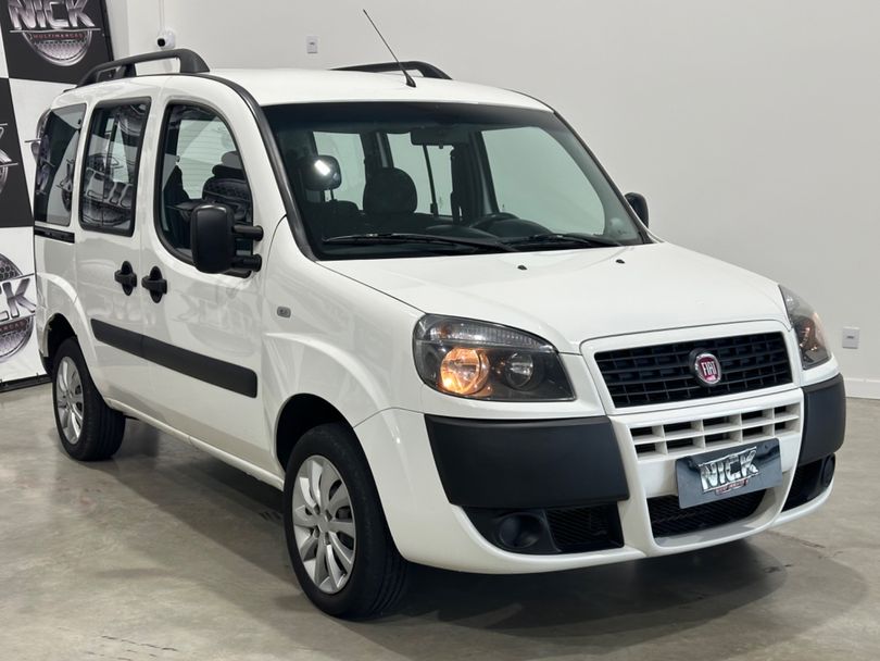 Fiat Doblo ESSENCE 1.8 Flex 16V 5p