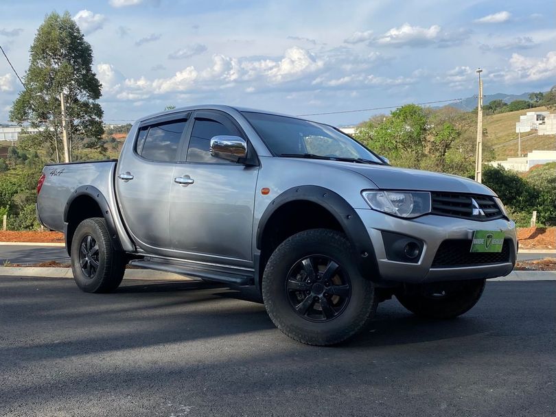 MITSUBISHI 3.2 TRITON 4X4 CD 16V TURBO INTERCOOLER DIESEL 4P
