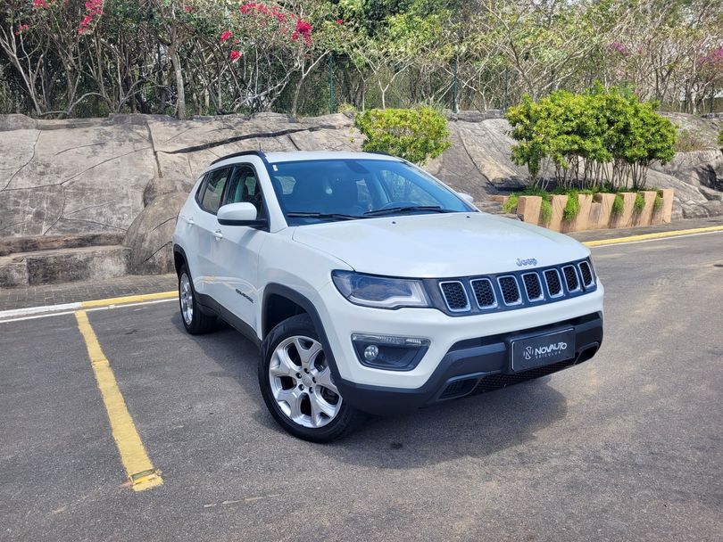 Jeep 2.0 1.6V DIESEL LONGITUDE 4X4 AUTOMÁTICO