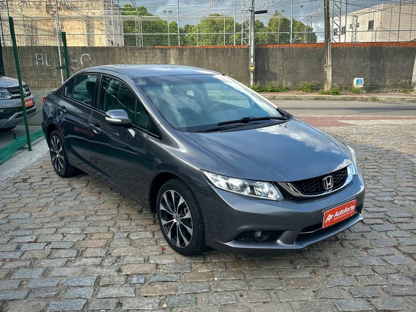 Honda Civic Sedan LXR 2.0 Flexone 16V Aut. 4p