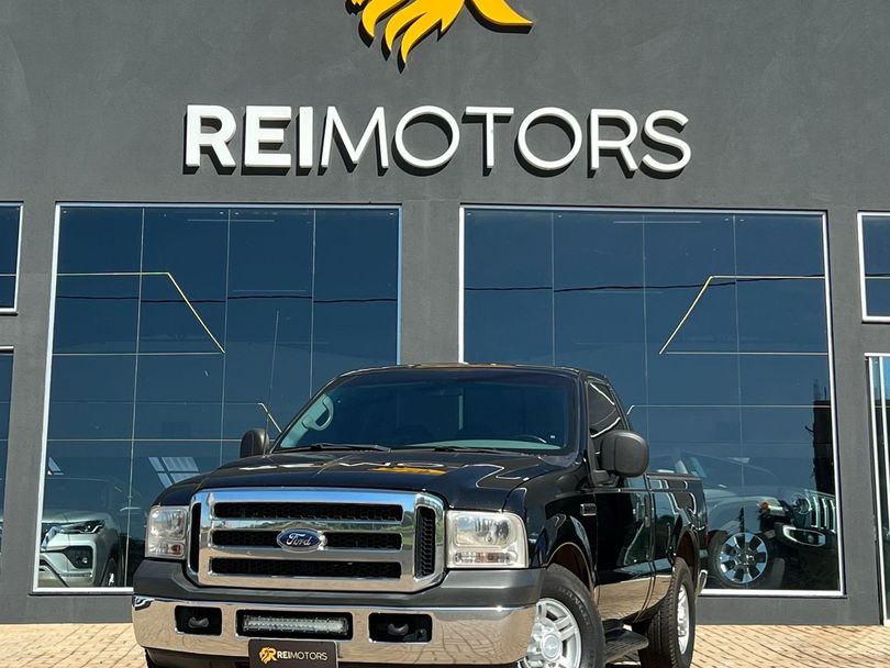 Ford F-250 XLT 3.9 4x2 Diesel TB