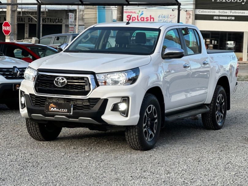 Toyota Hilux CD SRV 4x2 2.7 Flex 16V Aut.